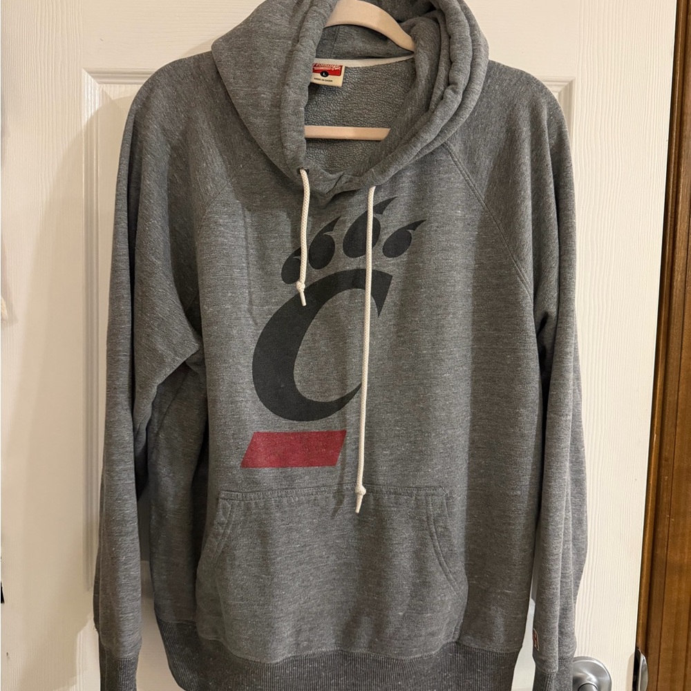 HOMAGE Cincinnati Bearcats Gray Hoodie with Bear Paw Logo